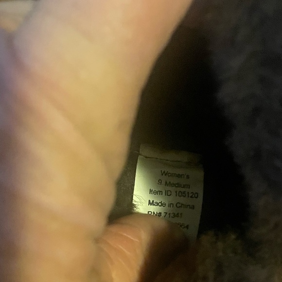 Llbean brown suede and fur slippers. Women's size 9. - Picture 7 of 7